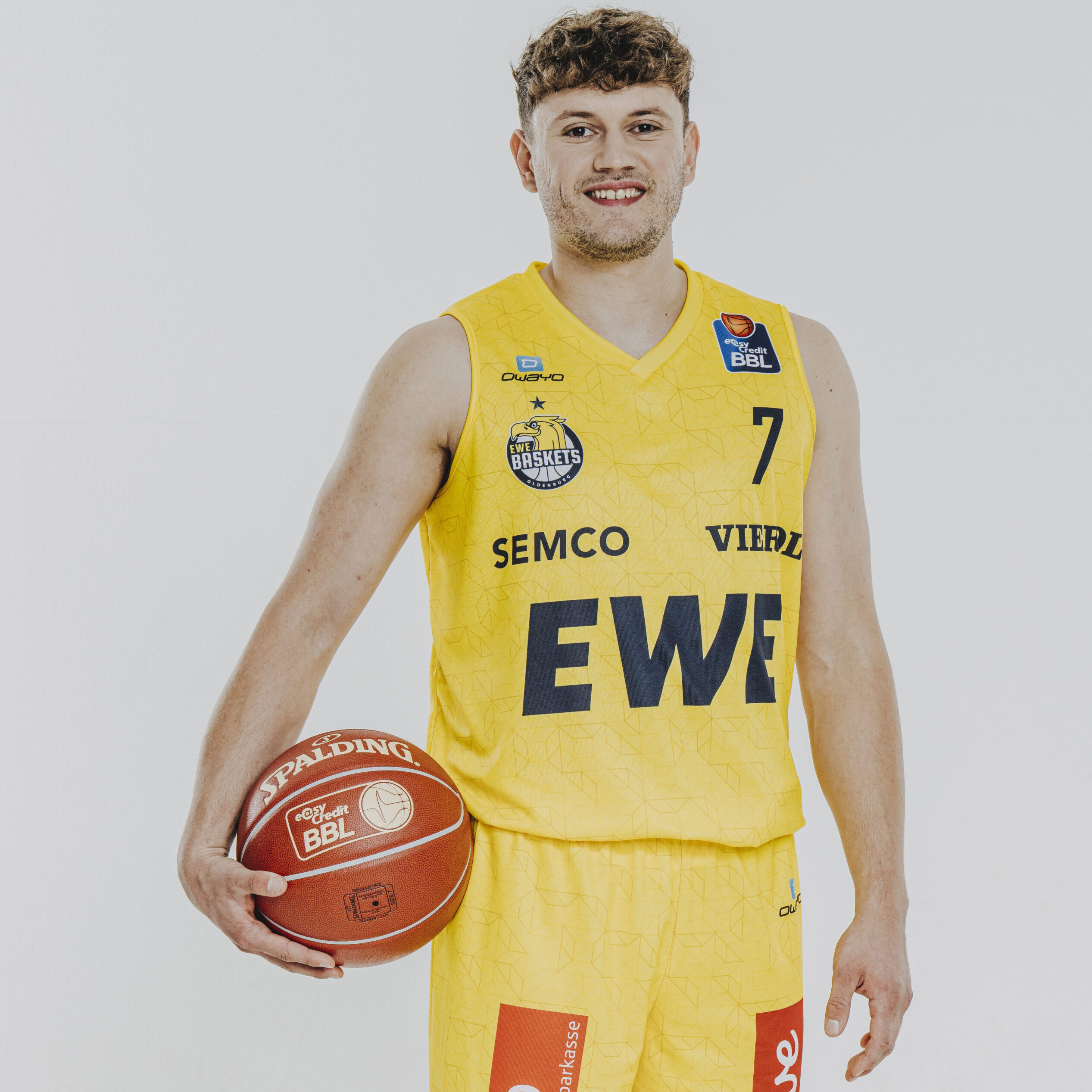 Fritz Hemschemeier (No. 7)
EWE Baskets Saison 2023 / 2024


nur redaktionelle Verwendung - kommerzielle Verwendung/Nutzung nur nach Absprache mit dem Fotografen.